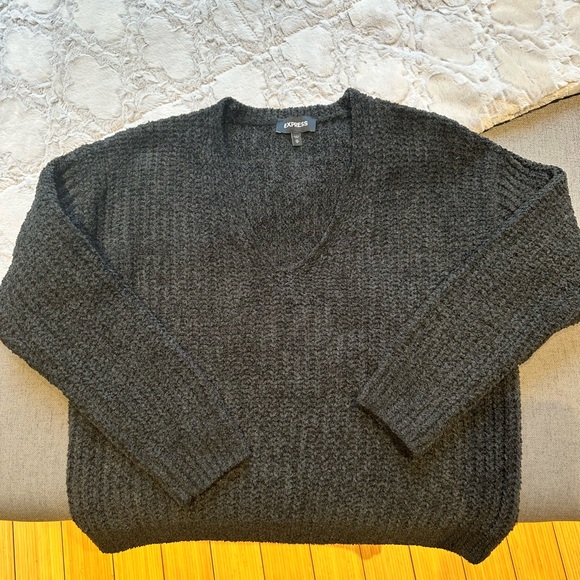 Express sweater - Picture 1 of 4